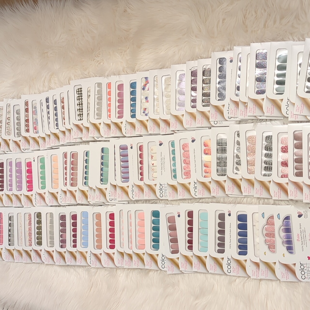 Color Street Lot - 130 sealed packs